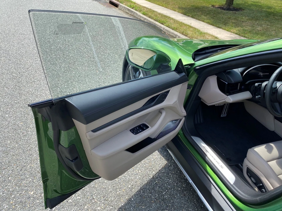 2022 Porsche Taycan 4S - Image 6 of 14