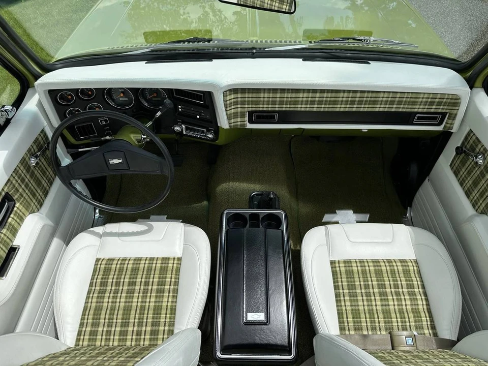 1973 Chevrolet K5 Blazer 2nd Gen - Image 9 of 11