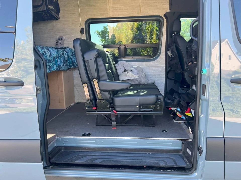 2022 Mercedes-Benz VS30 Sprinter - Image 7 of 18