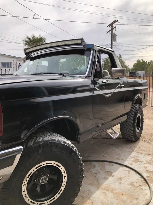1990 Ford Bronco 4th Gen - Image 8 of 11