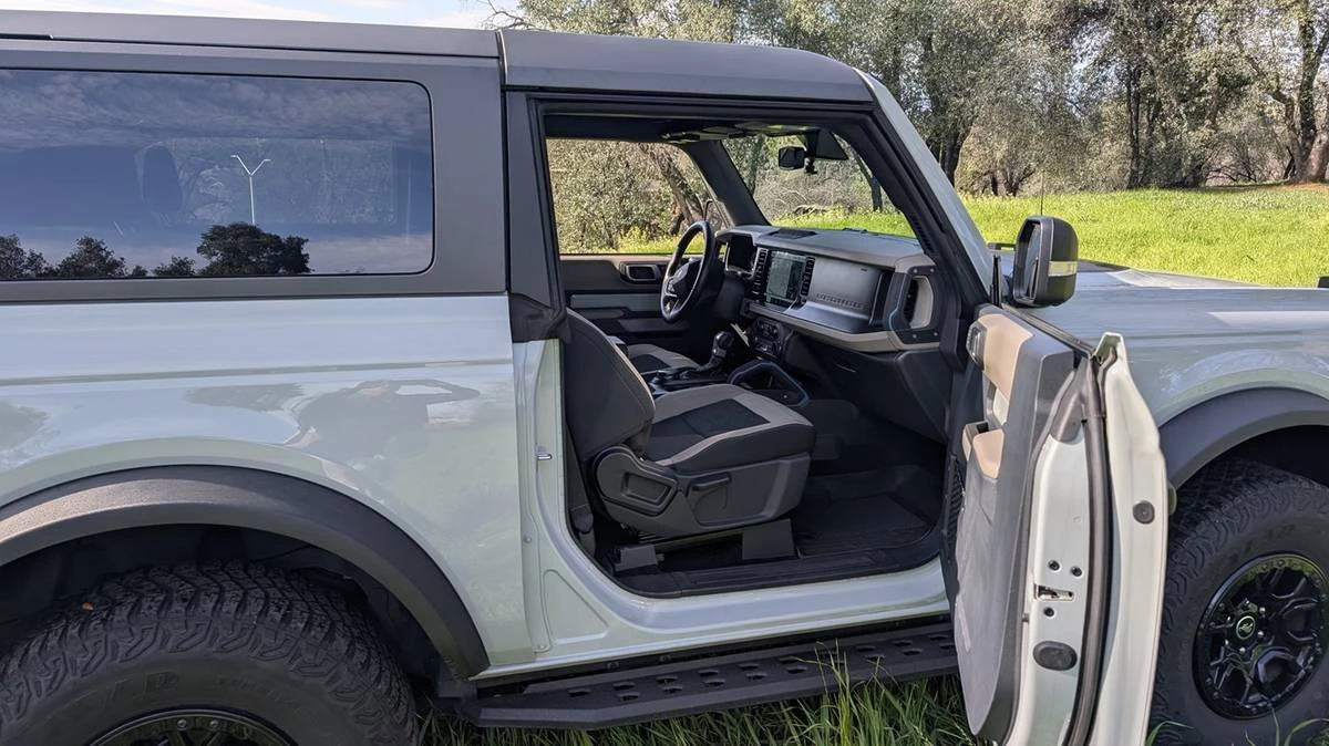 2022 Ford Bronco 6th Gen - Image 7 of 15