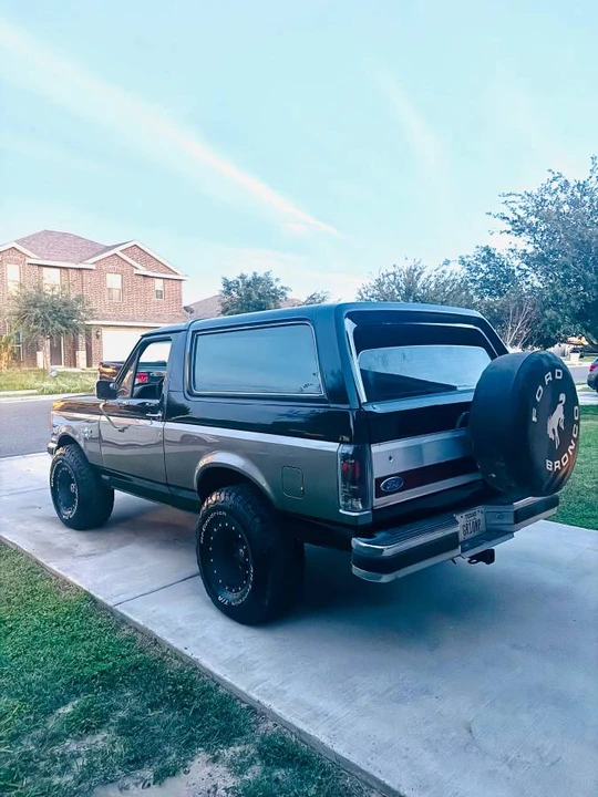 1990 Ford Bronco 4th Gen - Image 3 of 6