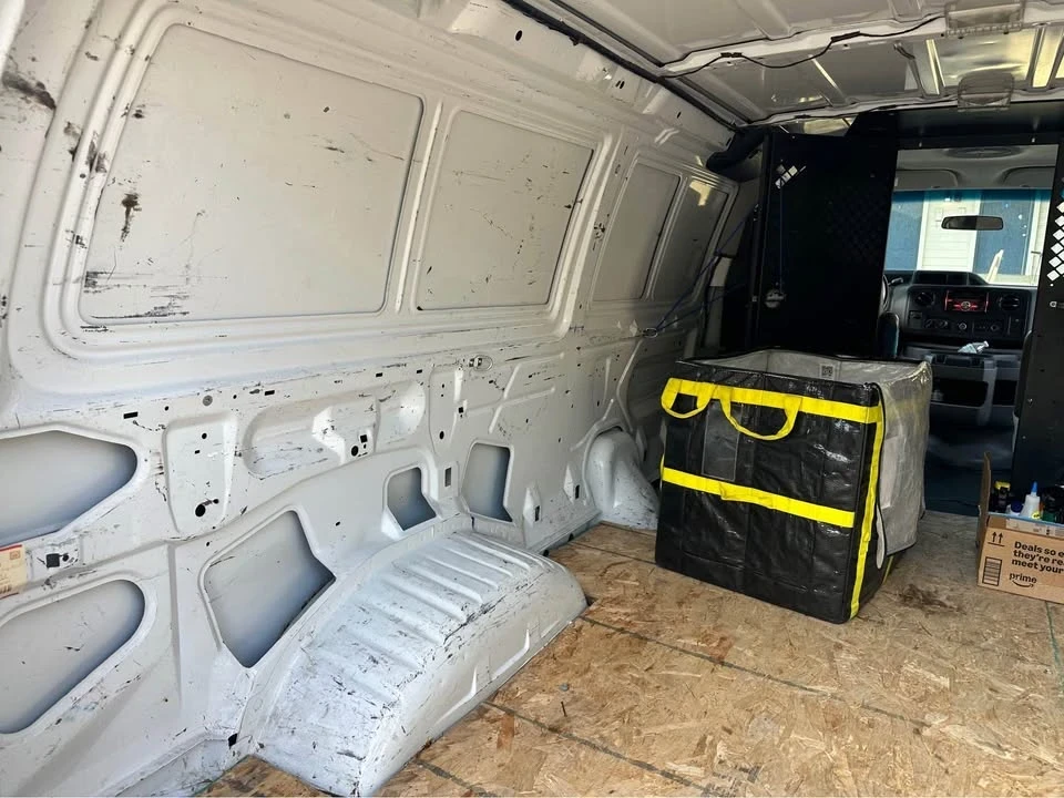 2012 Ford Econoline Van - Image 6 of 10