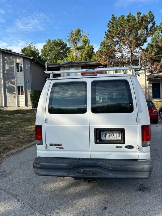2012 Ford Econoline Van - Image 4 of 10