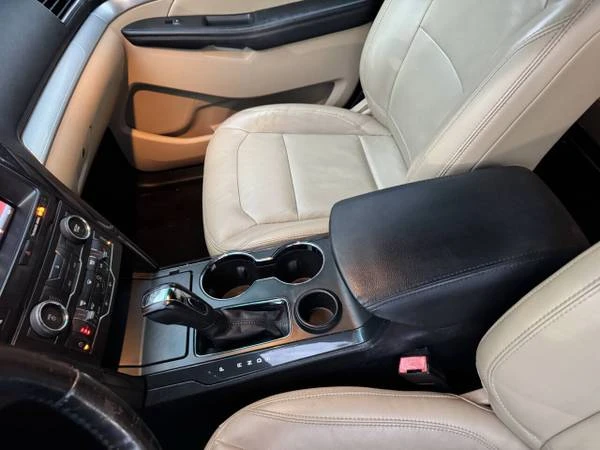 2016 Ford Explorer 5th Gen - Image 10 of 21