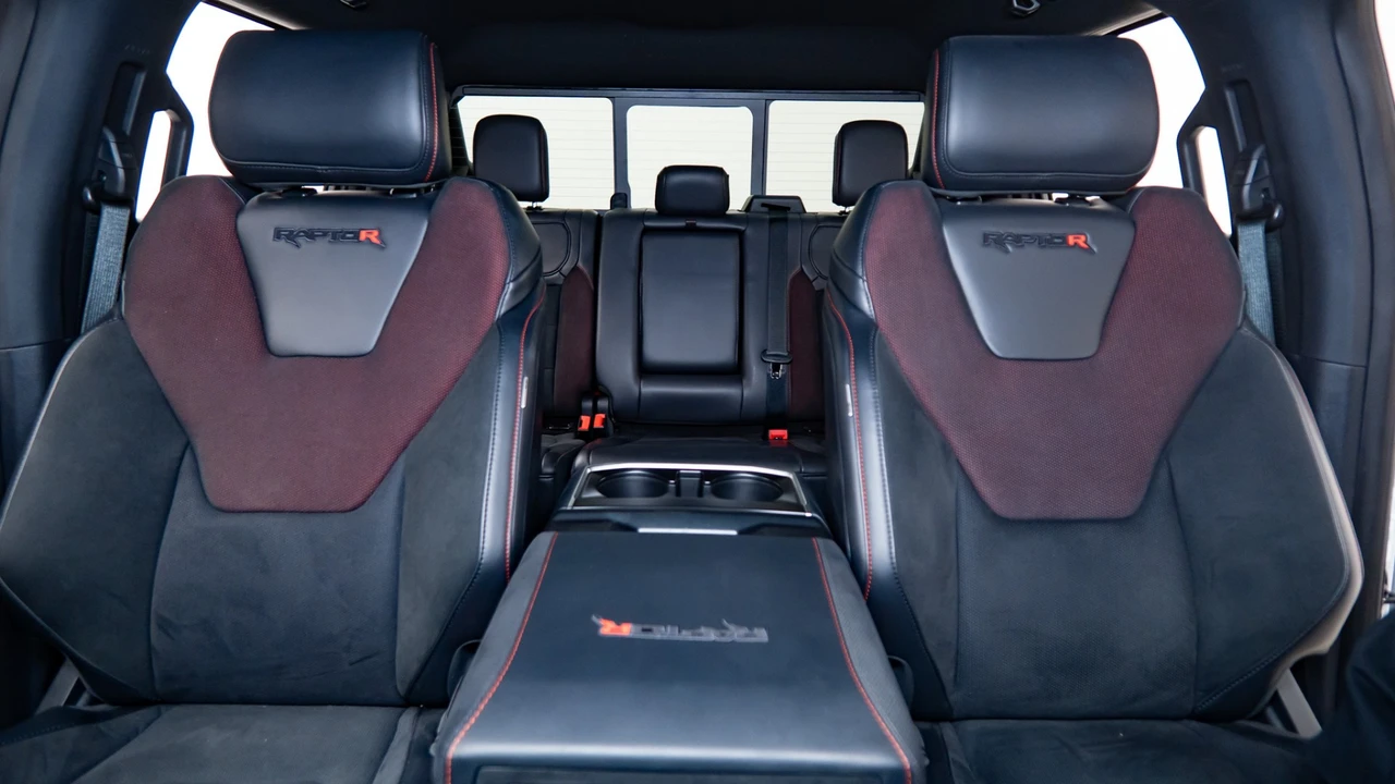 2025 Ford F-150 Raptor 14th Gen - Image 3 of 31
