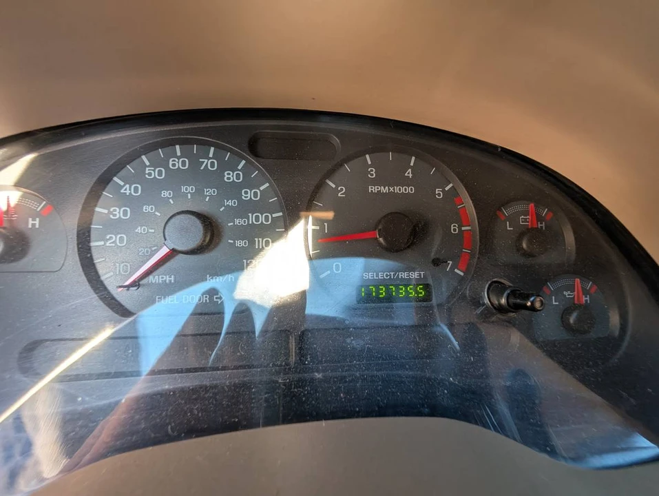 2003 Ford SN95 Mustang - Image 10 of 23