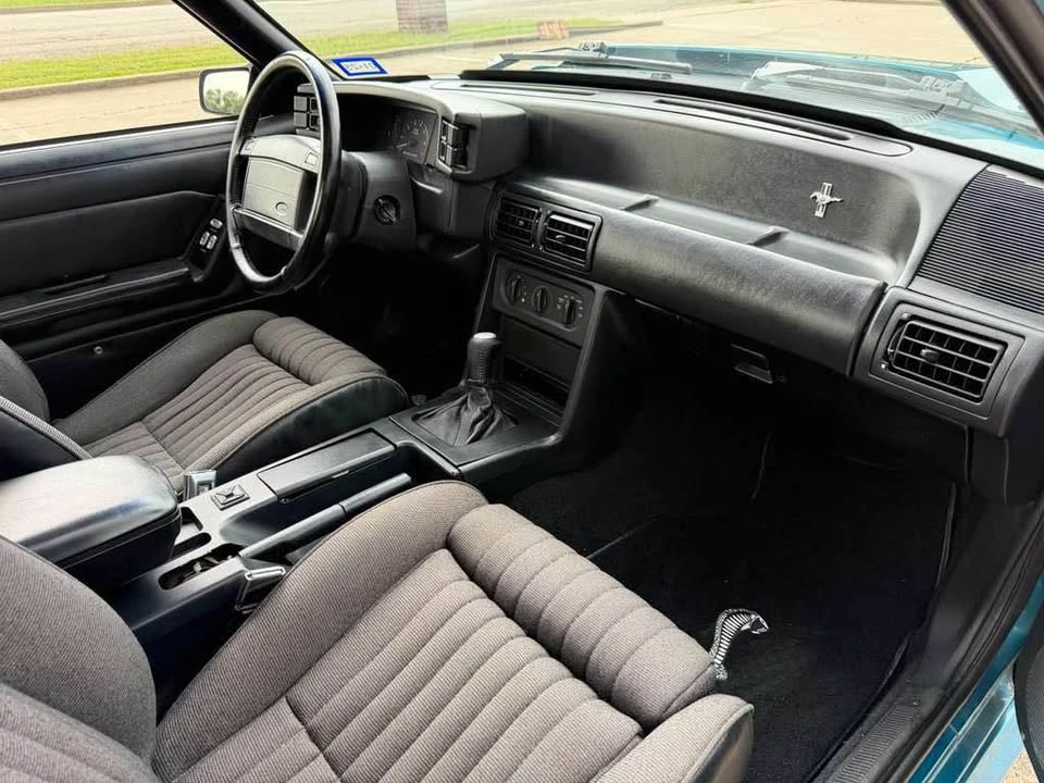 1993 Ford Mustang Cobra R 3rd Gen - Image 4 of 8