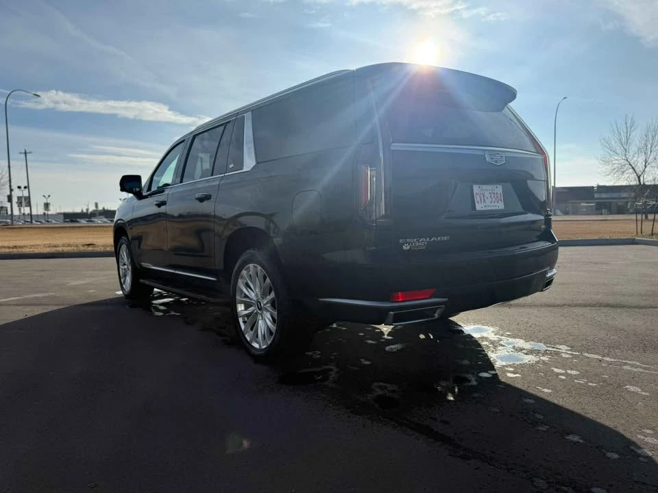 2024 Cadillac Escalade 5th Gen - Image 4 of 7