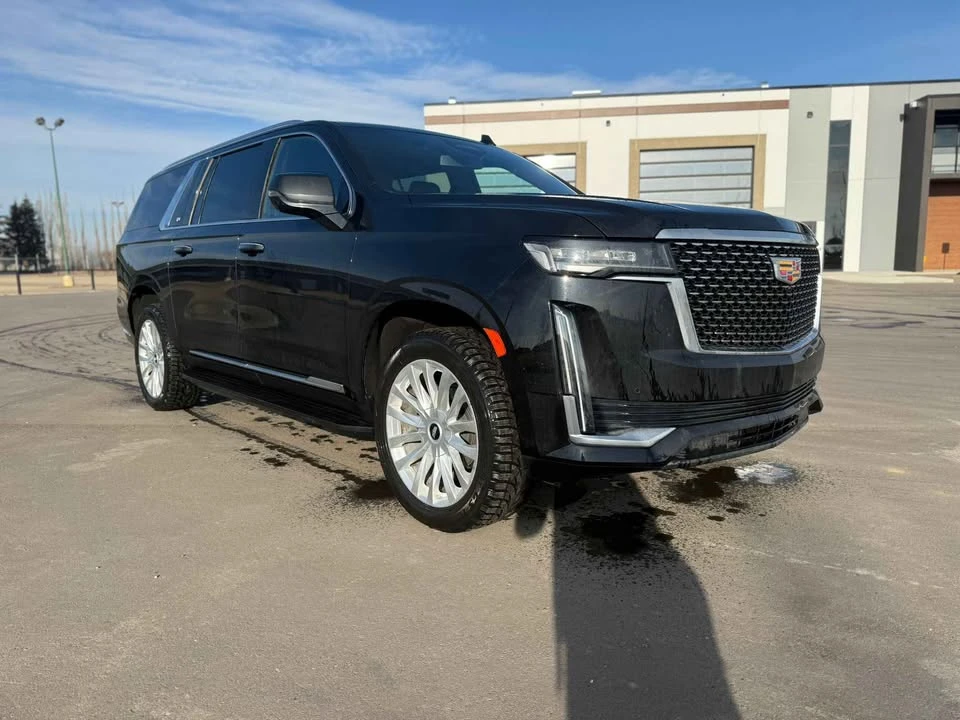 2024 Cadillac Escalade 5th Gen - Image 2 of 7