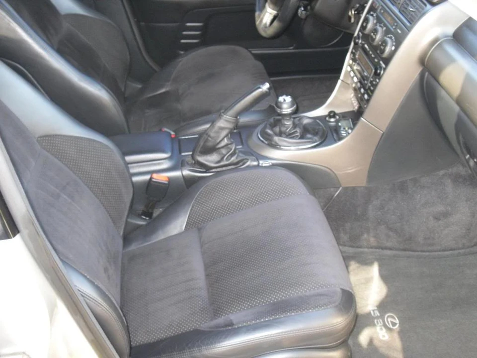 2001 Lexus IS 1st Gen - Image 6 of 15