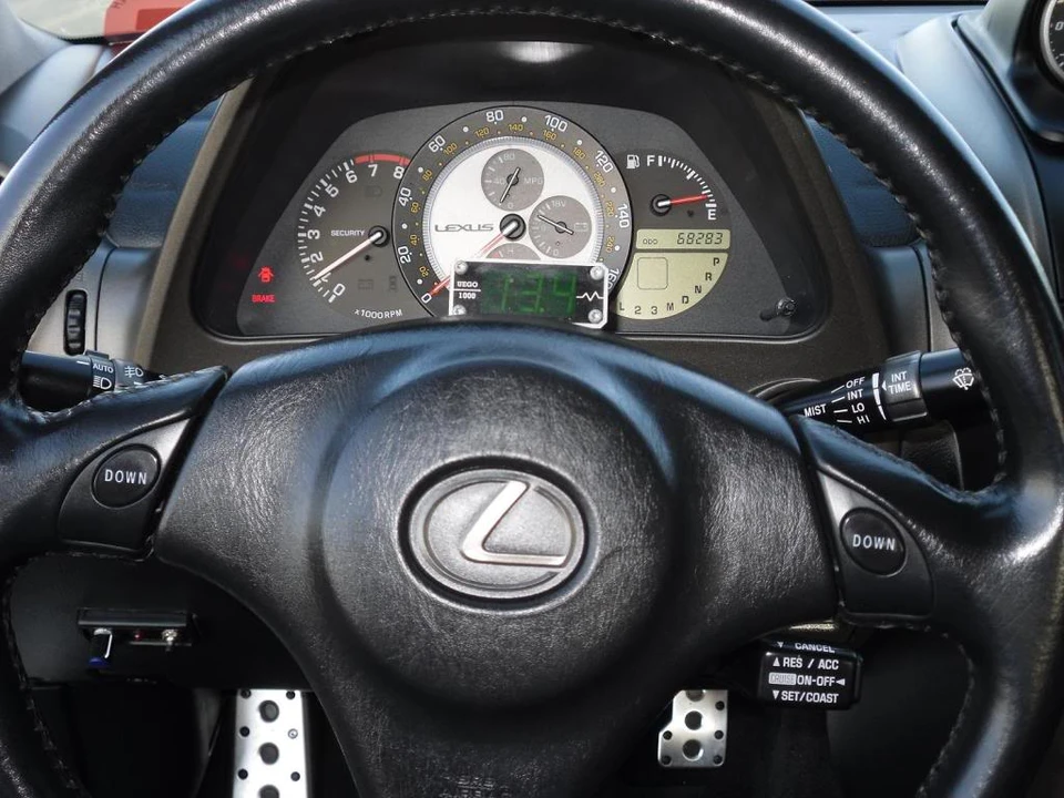 2001 Lexus IS 1st Gen - Image 10 of 15