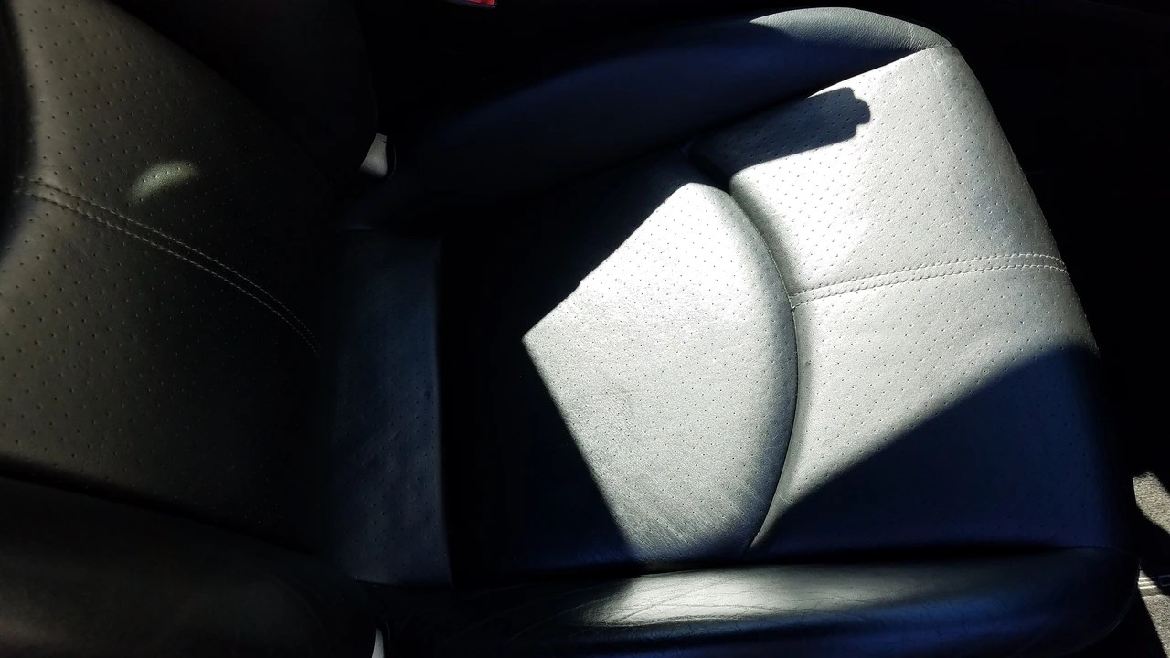 2007 Porsche 997 Turbo - Image 11 of 12