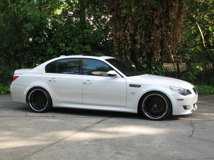 2009 BMW E60 M5 - Image 2 of 2