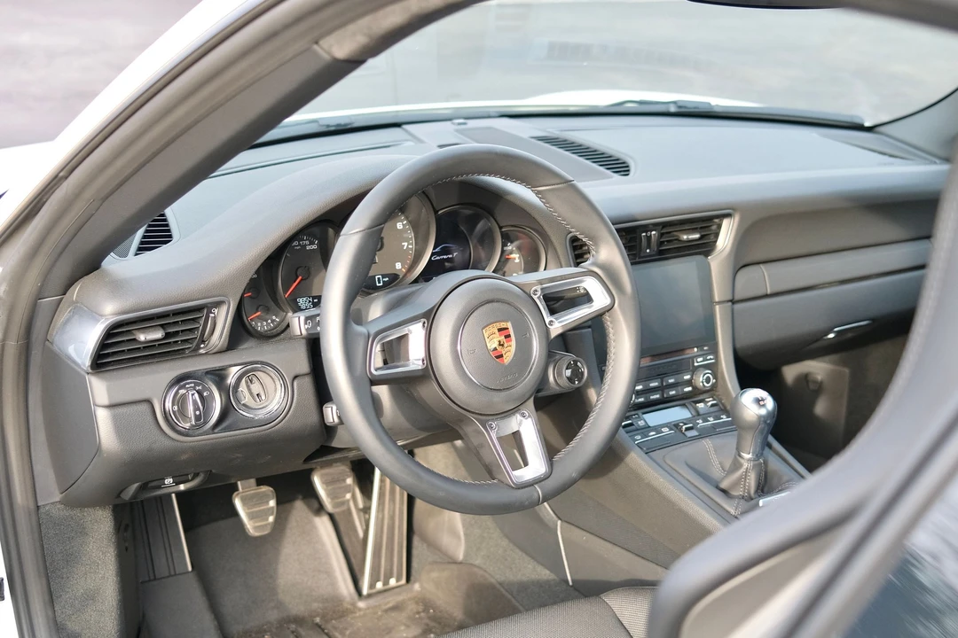 2019 Porsche 991 Carrera T - Image 3 of 15
