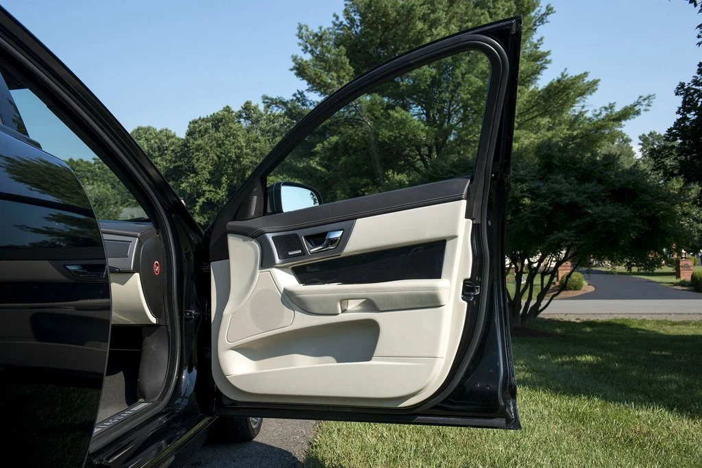 2012 Jaguar X250 XFR - Image 12 of 31
