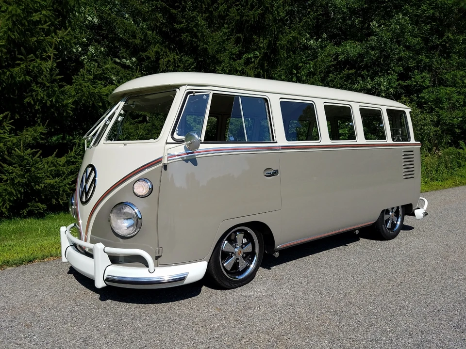 1962 Volkswagen EuroVan - Image 2 of 14