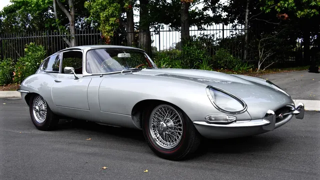 1966 Jaguar E-Type Series 1 Fixed Head Coupe