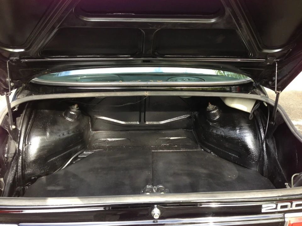 1976 BMW 2002 - Image 12 of 31