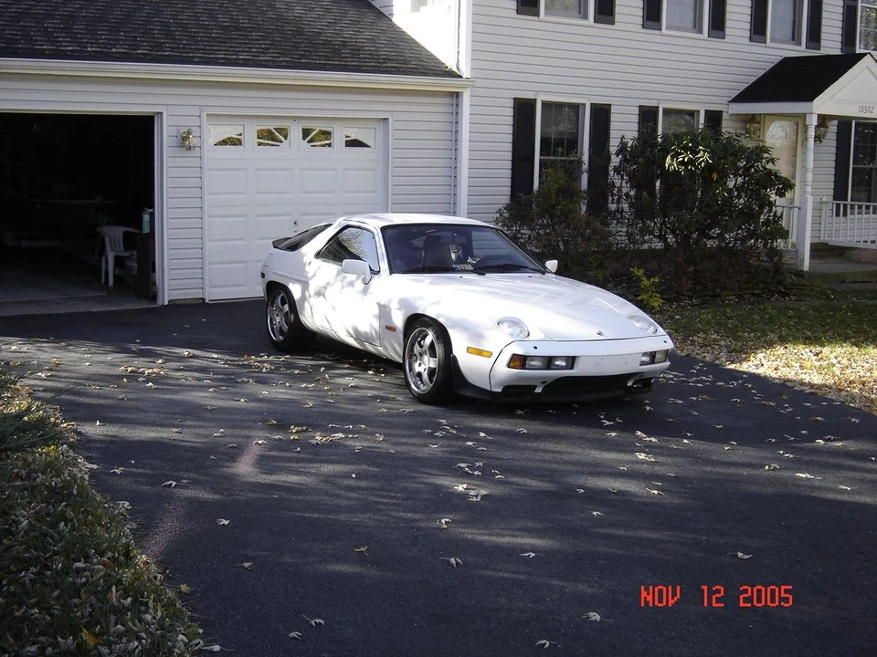 1984 Porsche 928 S - Image 4 of 5