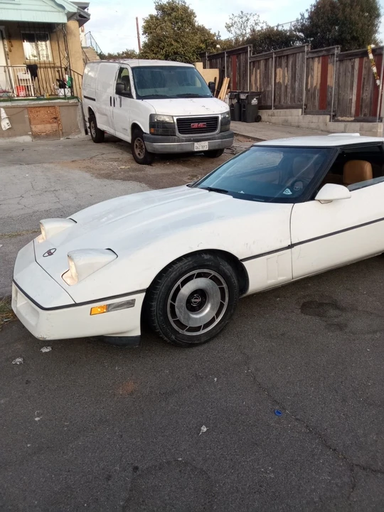 1985 Chevrolet Corvette C4 - Image 6 of 21