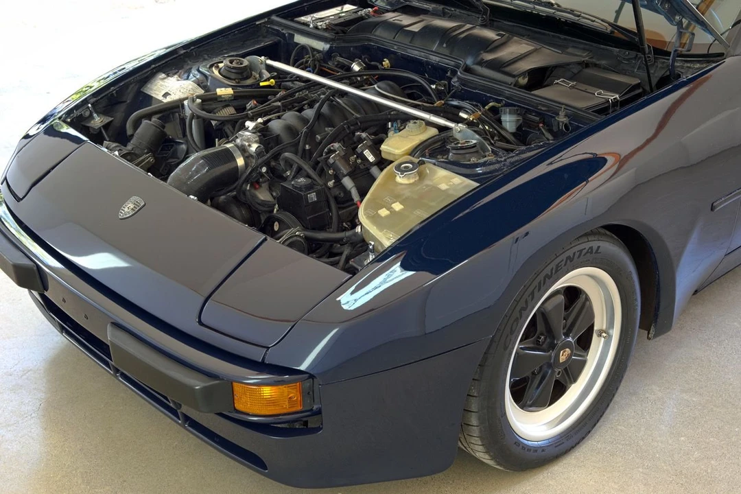 1986 Porsche 944 - Image 3 of 5
