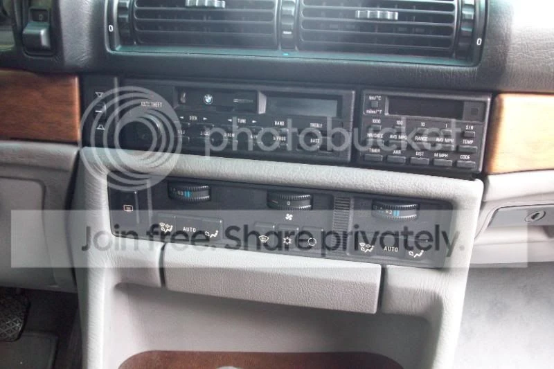 1988 BMW E32 7 Series - Image 10 of 31