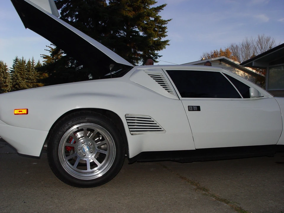 DeTomaso Pantera - Image 2 of 20