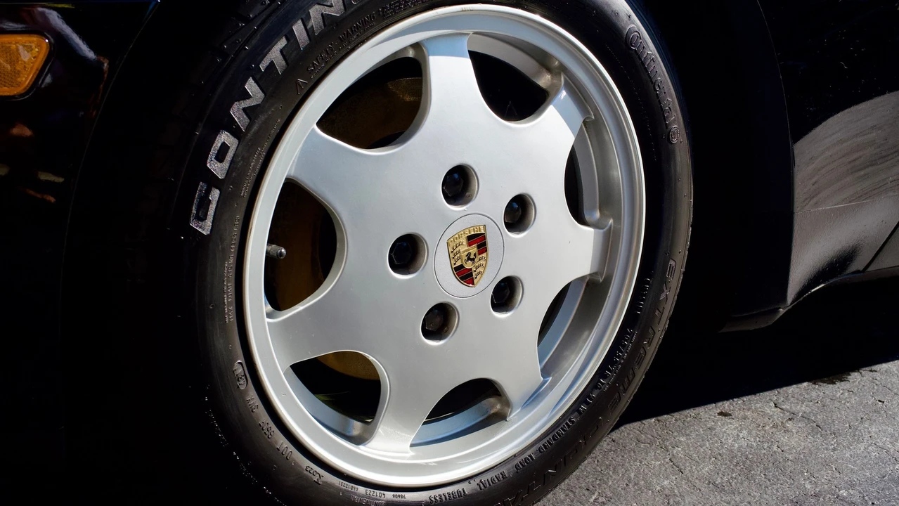 1989 Porsche 944 S2 - Image 14 of 15