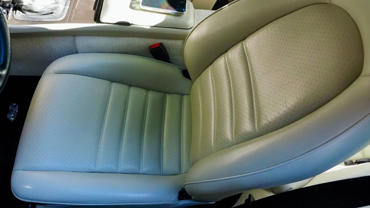 1989 Porsche 944 S2 - Image 11 of 15