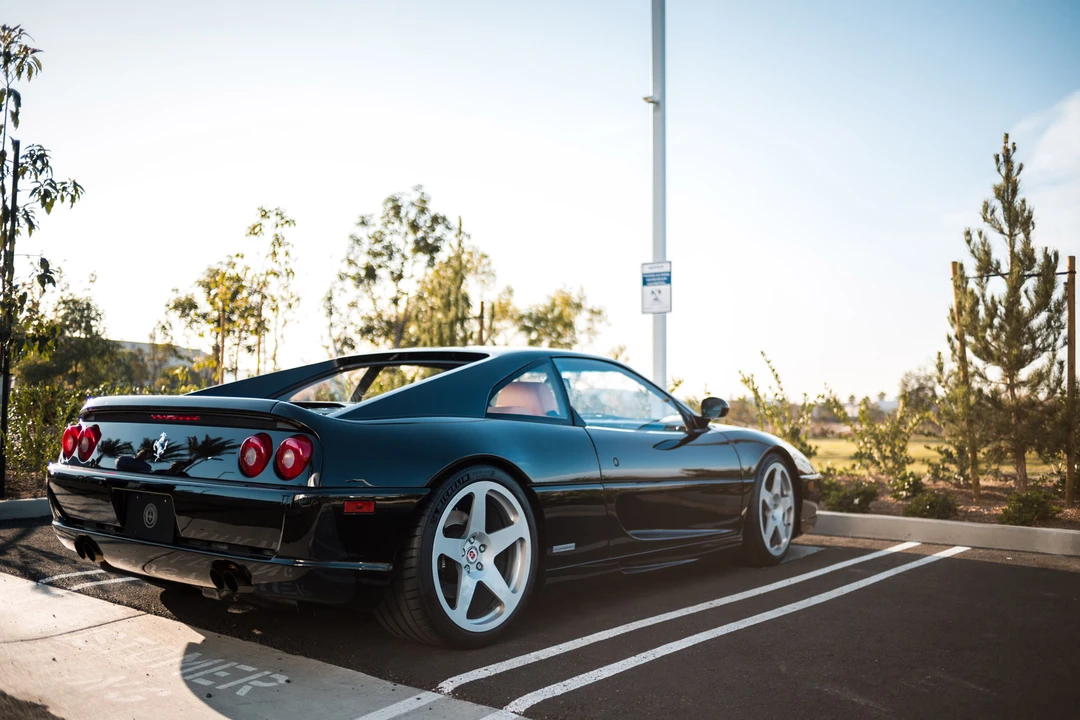 1995 Ferrari F355 Berlinetta - Image 9 of 10