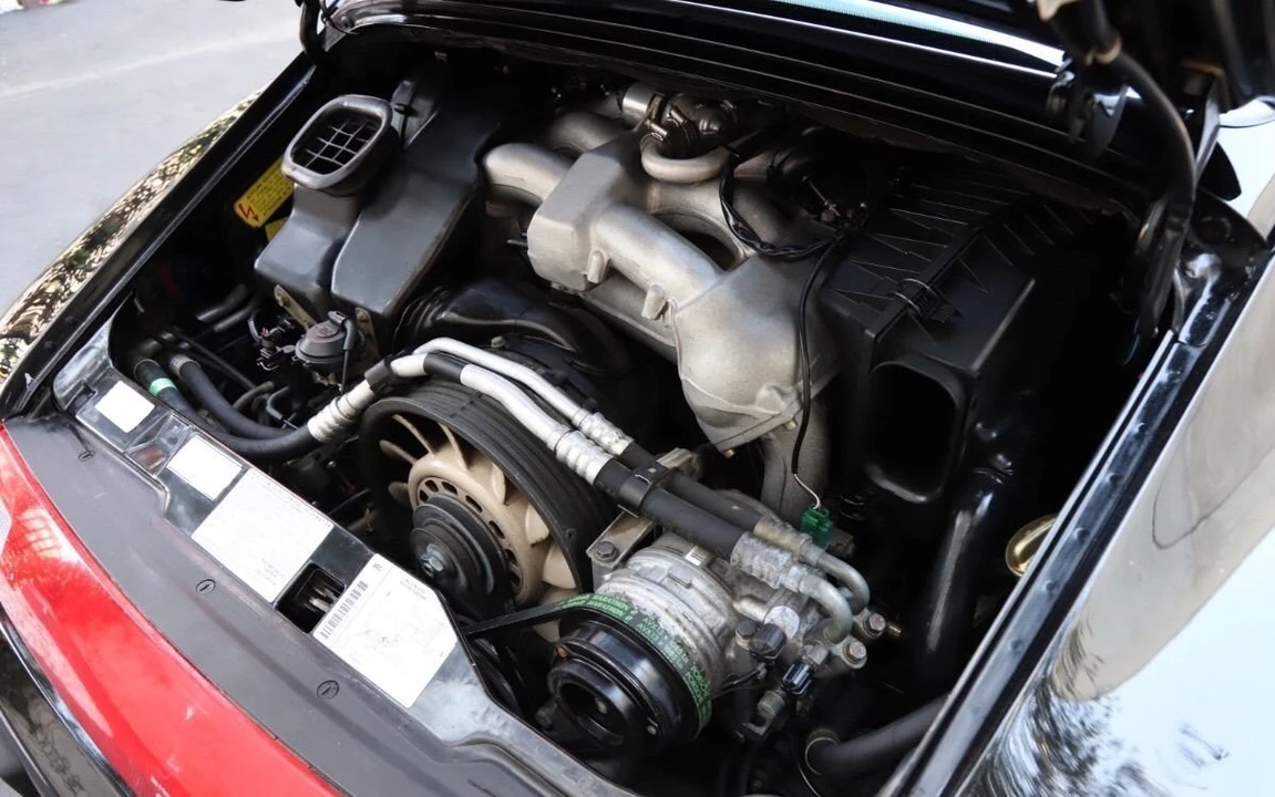 1996 Porsche 993 Carrera 4S - Image 10 of 11