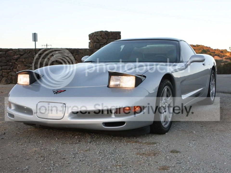 Chevrolet Corvette C5 - Image 2 of 5