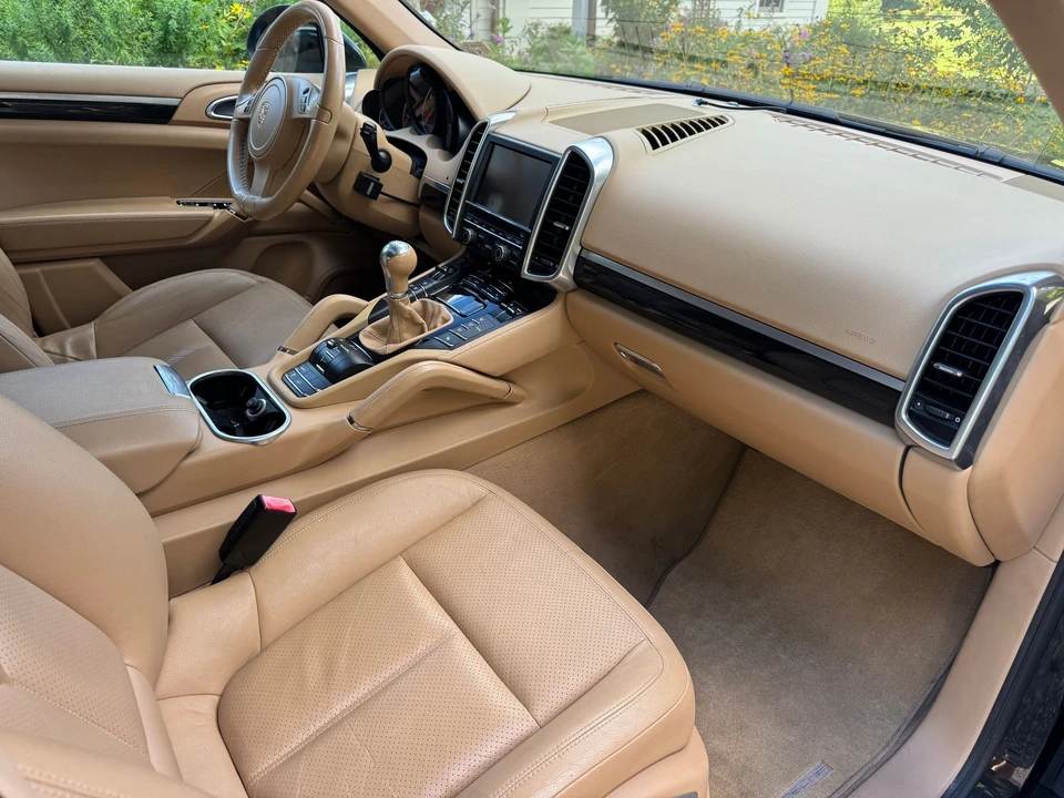 2011 Porsche 958 Cayenne - Image 8 of 27
