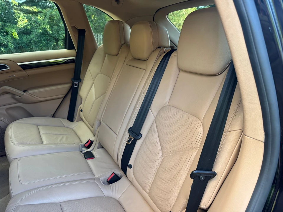 2011 Porsche 958 Cayenne - Image 11 of 27