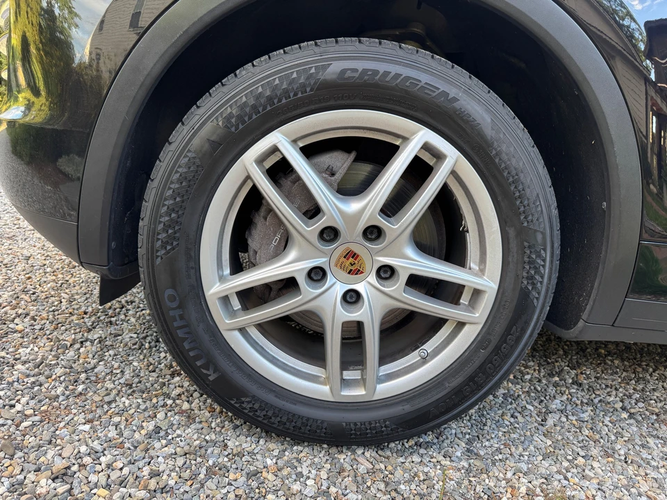 2011 Porsche 958 Cayenne - Image 22 of 27