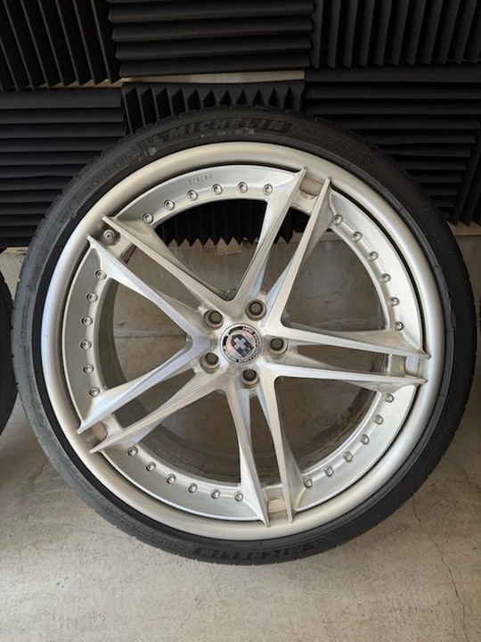 Parts & Memorabilia Wheels - Image 3 of 9