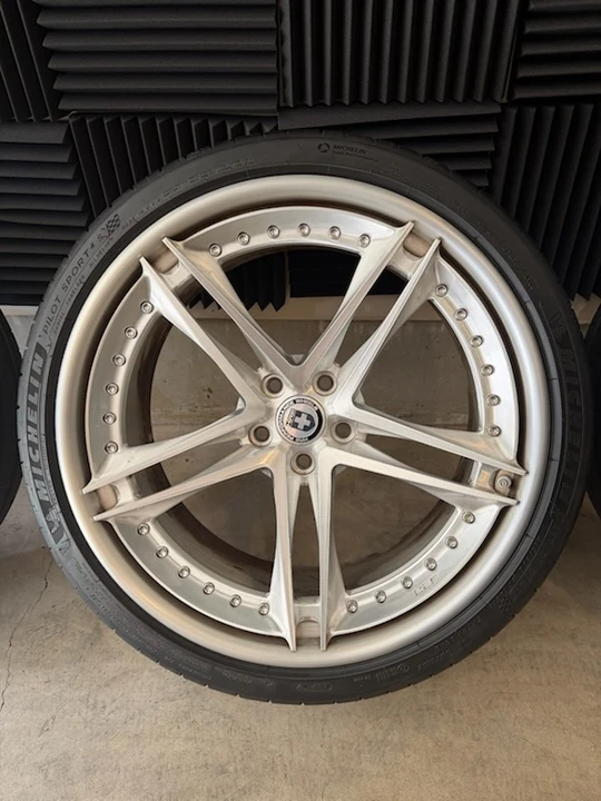 Parts & Memorabilia Wheels - Image 4 of 9