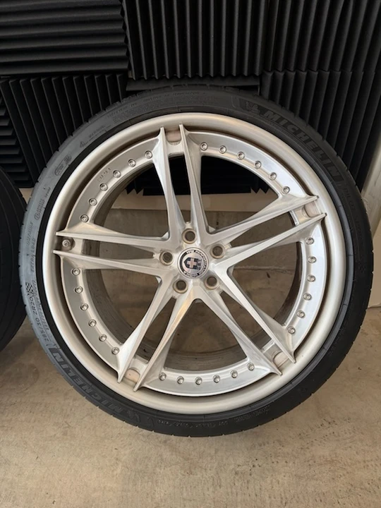 Parts & Memorabilia Wheels - Image 5 of 9