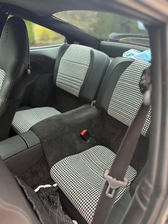 2001 Porsche 996 Carrera 4 - Image 18 of 20
