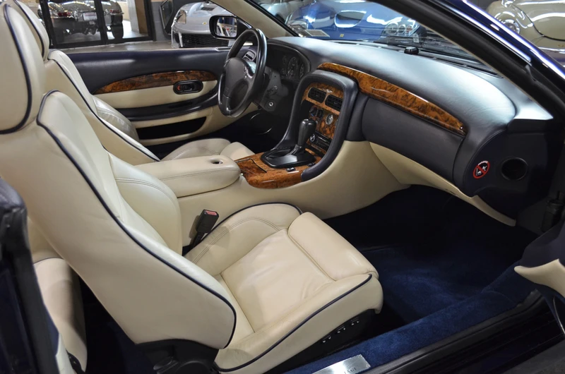 2001 Aston Martin DB7 Vantage - Image 10 of 10