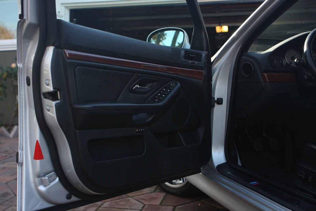 2001 BMW E39 M5 - Image 4 of 4