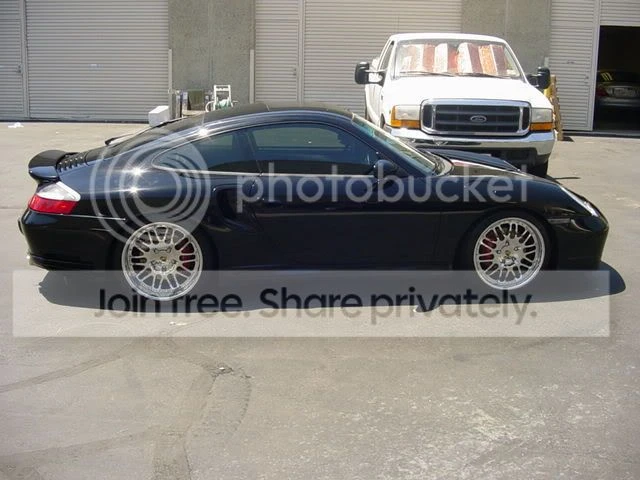 Porsche 996 Turbo - Image 2 of 3