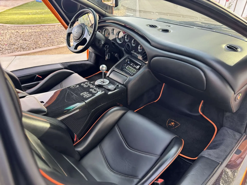 2001 Lamborghini Diablo VT - Image 9 of 10
