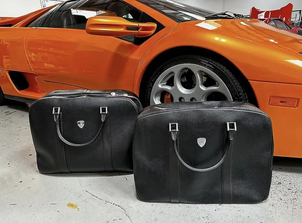 2001 Lamborghini Diablo VT - Image 5 of 10
