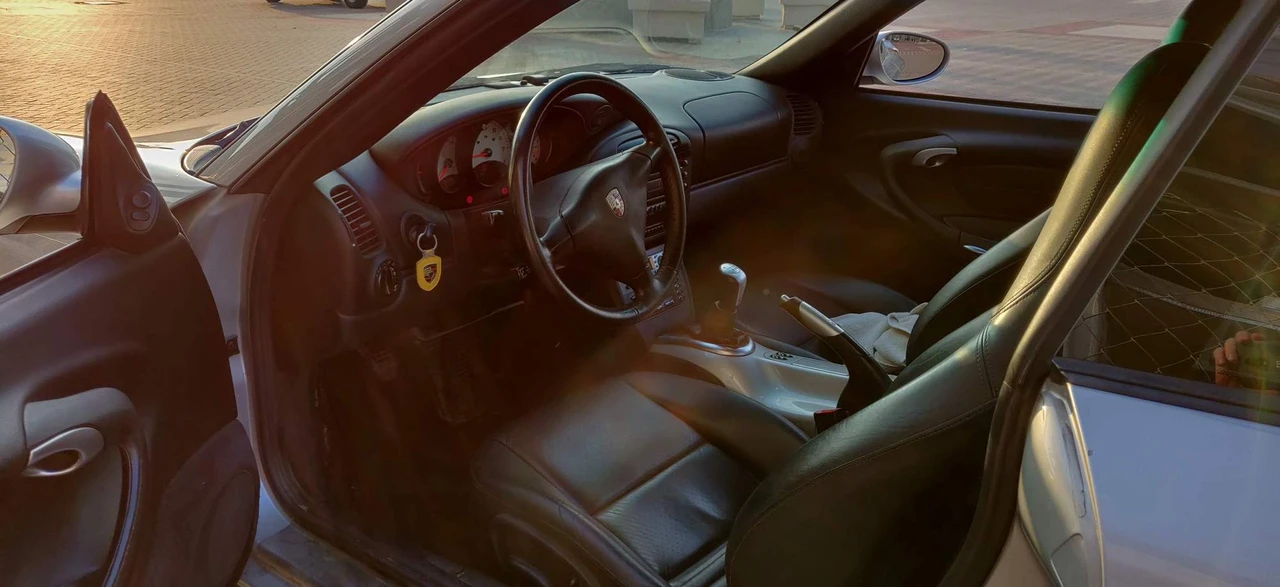 2001 Porsche 996 Carrera - Image 3 of 31