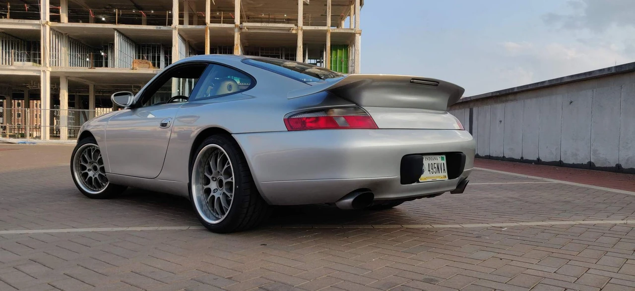 2001 Porsche 996 Carrera - Image 8 of 31