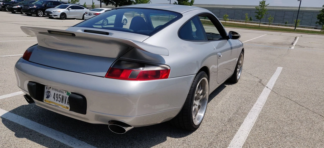 2001 Porsche 996 Carrera - Image 13 of 31