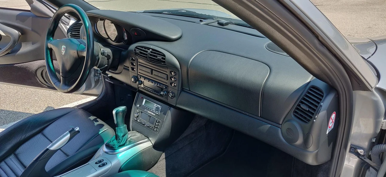 2001 Porsche 996 Carrera - Image 31 of 31