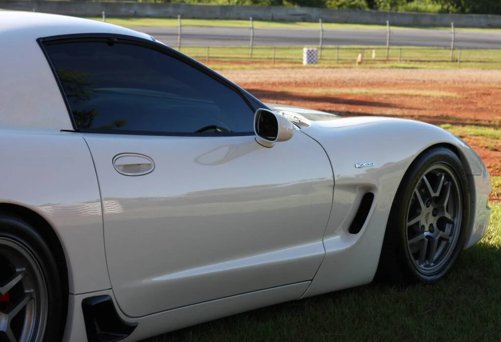 2001 Chevrolet Corvette C5 Z06 - Image 2 of 11